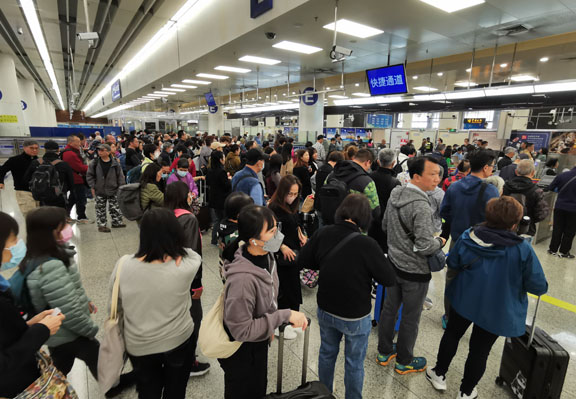 1708328132369725.jpg 65a89d43e4b017d96e6e765c.jpg